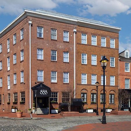 The William Fell Baltimore, Tapestry Collection By Hilton Luaran gambar