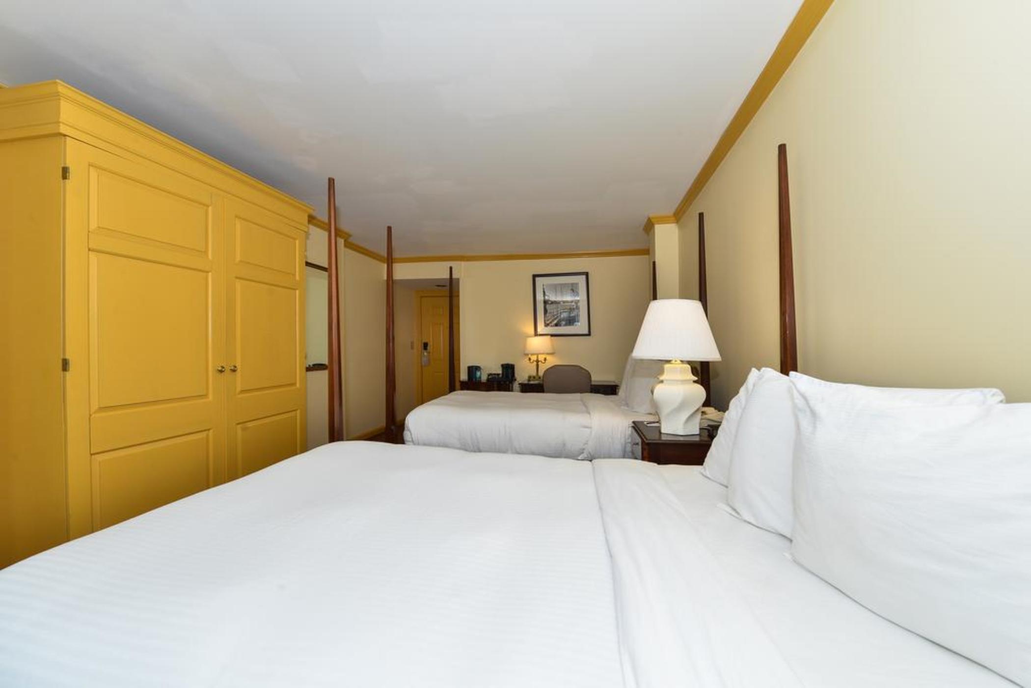 The William Fell Baltimore, Tapestry Collection By Hilton Luaran gambar