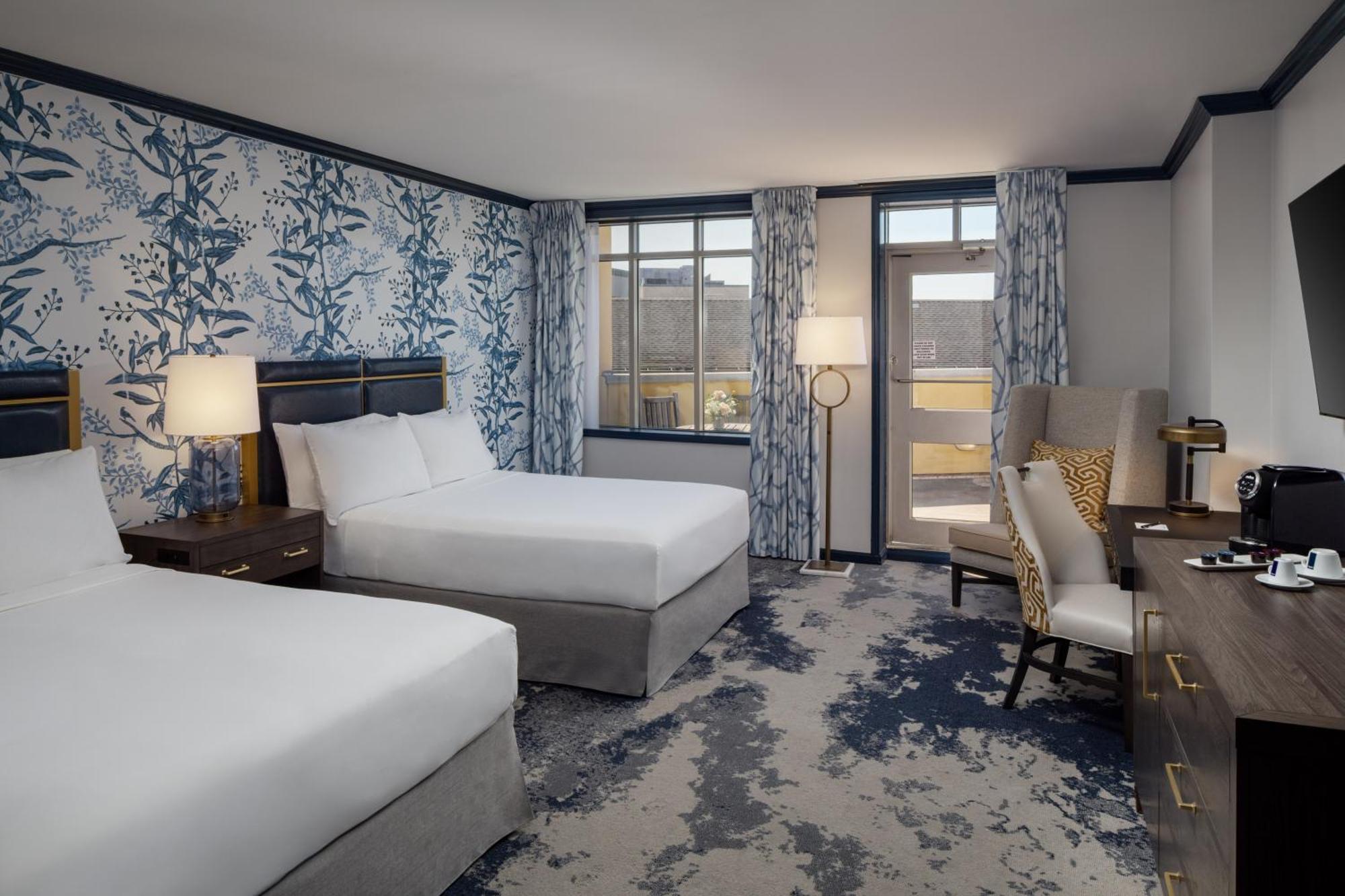 The William Fell Baltimore, Tapestry Collection By Hilton Luaran gambar