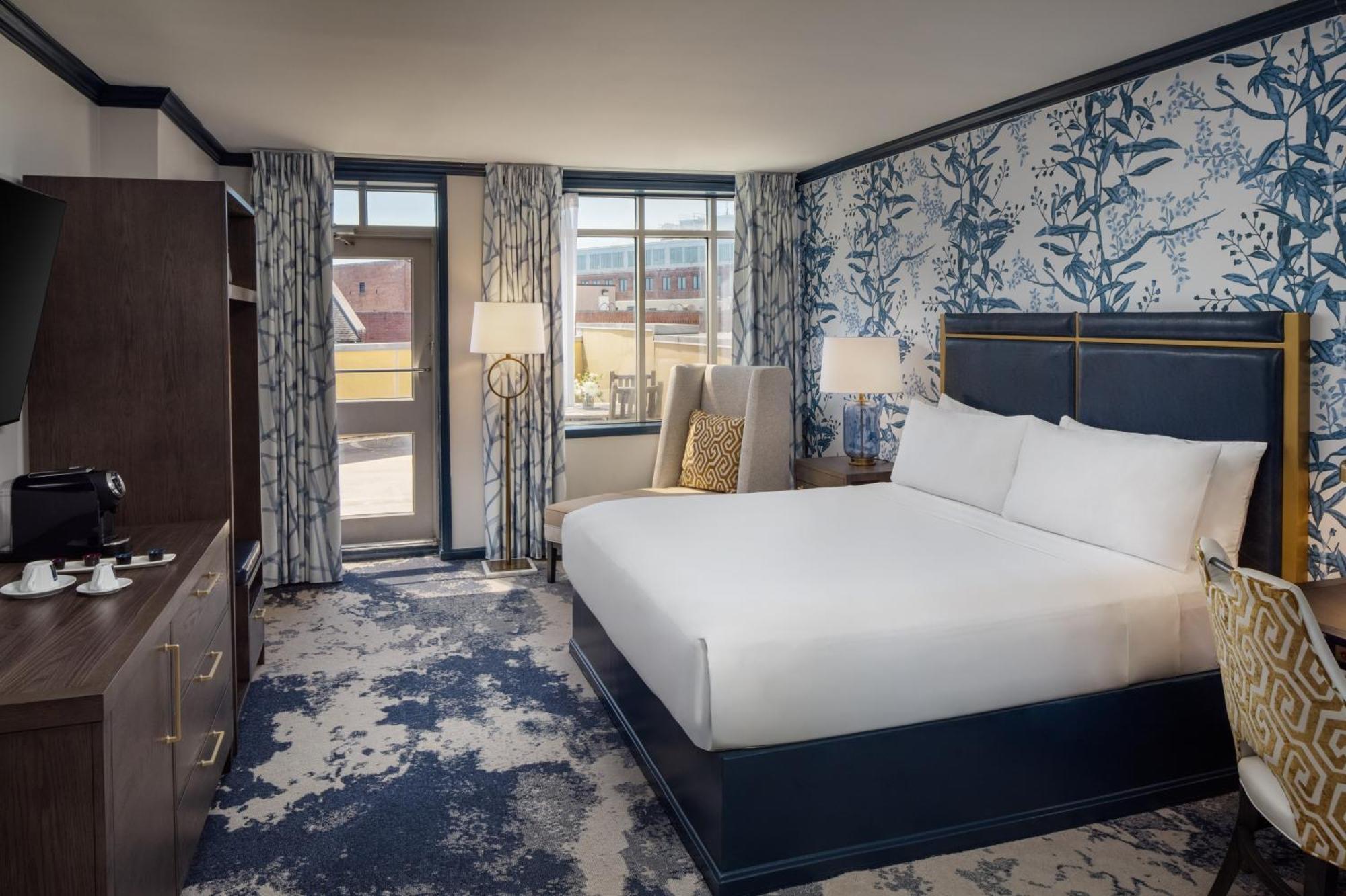 The William Fell Baltimore, Tapestry Collection By Hilton Luaran gambar